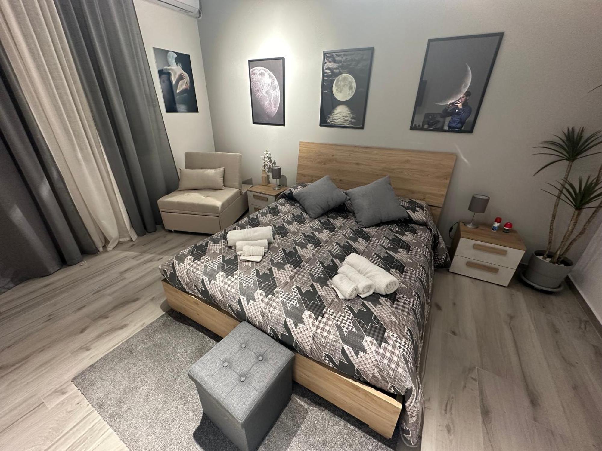 La Via Di Mezzo Daire Katanya Dış mekan fotoğraf